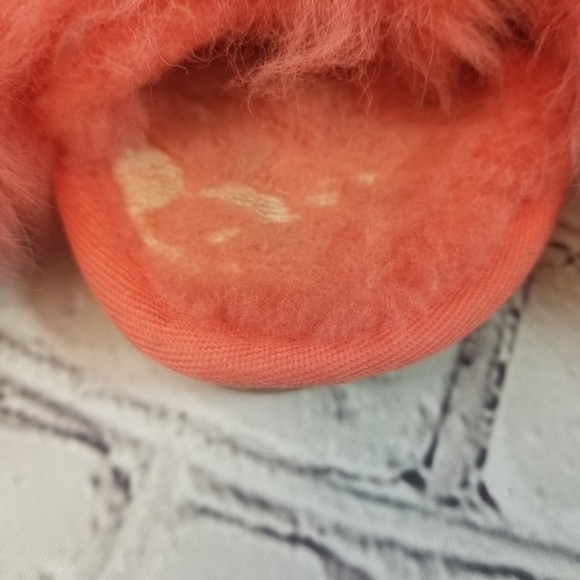 Ugg neon coral peach shearling scruff slides slippers - Picture 3 of 11